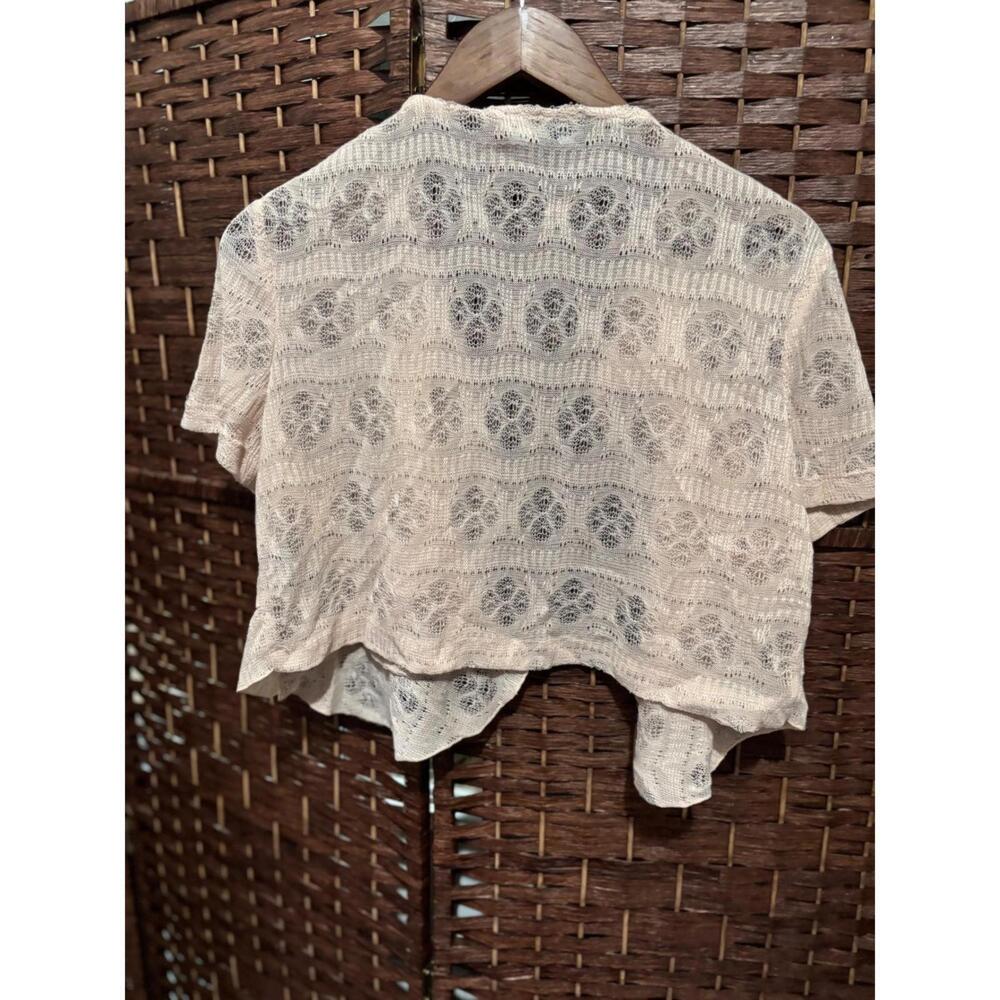 Womens XL Shrug Top Delicate Ruffle Romantic Coastal Beach Crochet Sheer Beige - Picture 2 of 10